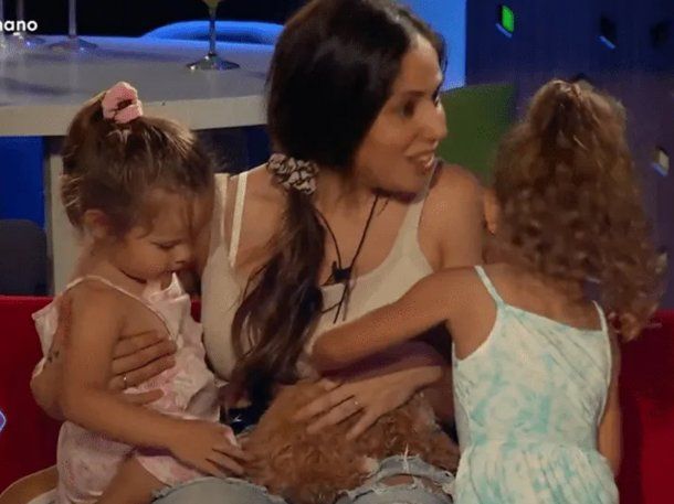 La hija de Romina de Gran Hermano le quiso pegar a Caramelo y estallaron las redes