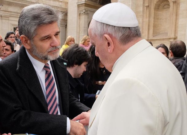 A días del encuentro con la Reina de Inglaterra, el Papa preguntó por Malvinas