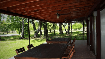 El pueblo rural cercano a la ciudad ideal para conocer por su historia y su tranquilidad. El pueblo rural cercano a la ciudad ideal para conocer por su historia y su tranquilidad.