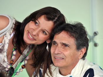 Nelson Piquet condenado por insultos racistas y homofóbicos a Lewis Hamilton