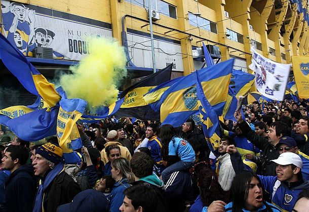 Los hinchas de Boca preparan un banderazo para pedir la renovación de Riquelme