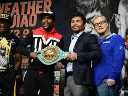 Lo más destacado de las conferencias de los coach de Mayweather y Pacquiao