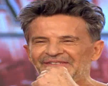 El blooper de Laport con su coach: festejaron un diez ¡y se dieron un pico!