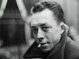 El filósofo y escritor francés prioriza la vida consciente y el bienestar personal sobre la riqueza y el prestigio. El filósofo y escritor francés prioriza la vida consciente y el bienestar personal sobre la riqueza y el prestigio.