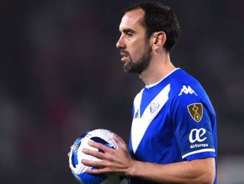 Diego Godín se va de Vélez: ¿se retira o será rival de Boca?