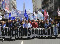 Encabezados por Sergio Palazzo, los bancarios reclaman un aumento por encima de la pauta oficial
