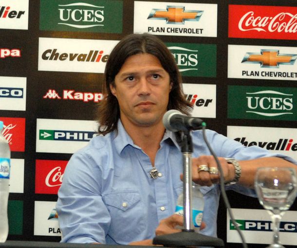 Matías Almeyda fue presentado en Banfield: Soy el último campeón
