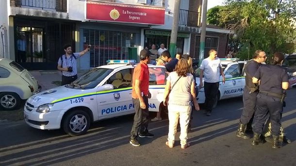 La Policía de San Luis detiene a un diputado por defender manifestantes