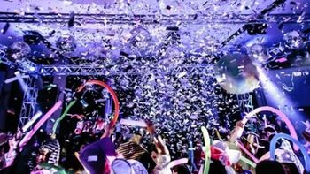 acusan a una madre de perder en el casino mas de $17 millones que eran para una fiesta de egresados acusan a una madre de perder en el casino mas de $17 millones que eran para una fiesta de egresados