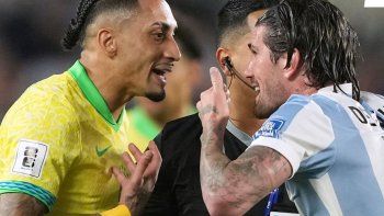 Raphinha, el apuntado por los jugadores de la Selección: Hablá menos
