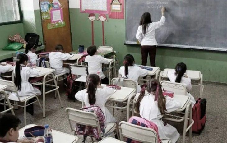 El Gobierno aumentó el salario mínimo docente: de cuánto es la suba