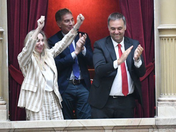 Diputados aprobó la Reforma Laboral: Karina Milei, Manuel Adorni y Diego Santilli festejaron desde un palco