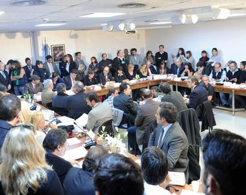 El FpV rechazó los pedidos de la oposición y archivó el juicio político a Amado Boudou