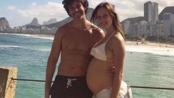 La novia de Mariano Martínez mostró su panza de casi siete meses La novia de Mariano Martínez mostró su panza de casi siete meses