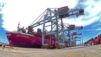 Las Zonas Francas también se sumaron a las críticas por el aumento de tarifas en Terminal Cuenca del Plata, ante la falta de competitividad en Urguguay. Las Zonas Francas también se sumaron a las críticas por el aumento de tarifas en Terminal Cuenca del Plata, ante la falta de competitividad en Urguguay.