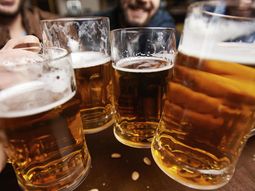 ¿Por qué se festeja hoy el Día Internacional de la Cerveza?