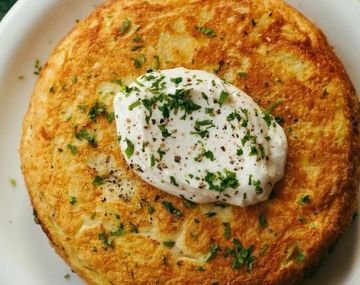 La tortilla de papas de este bodegón es una de las mejores de Buenos Aires.