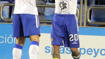 Franco Zuculini festeja el gol del Zaragoza ante el Levante Franco Zuculini festeja el gol del Zaragoza ante el Levante