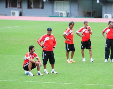 Ramón le tiró la pelota a los experimentados