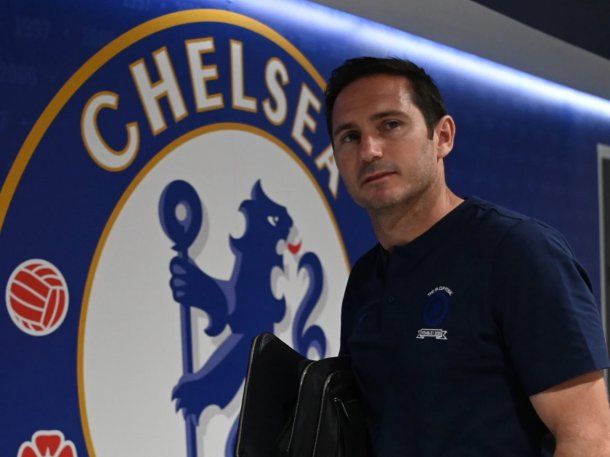 Chelsea designó a Frank Lampard como DT interino del Chelsea de Enzo Fernández
