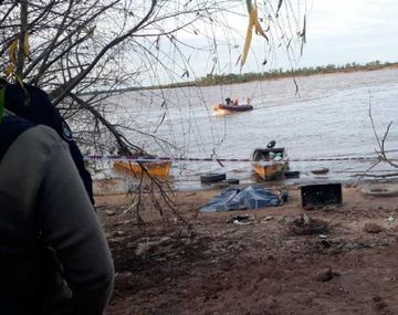 Naufragio en el Río Paraná: murió un hombre y otros cuatro están desaparecidos