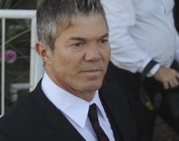 Burlando salió a defender a Maradona: Prescribió