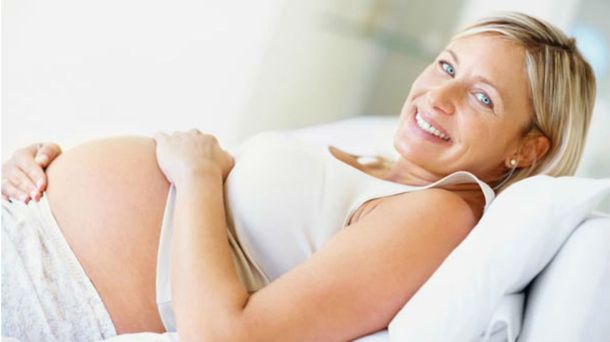 Mamá a los 40: Cada vez hay más mujeres que postergan la maternidad en la Provincia