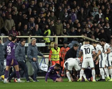 Cómo está de salud el jugador de la Fiorentina que se desplomó en pleno partido