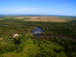 Pese a la denuncia pública de Yamandú Orsi, el Ministerio de Ambiente no pudo constatar cambios en el curso del agua del río Santa Lucía. Pese a la denuncia pública de Yamandú Orsi, el Ministerio de Ambiente no pudo constatar cambios en el curso del agua del río Santa Lucía.
