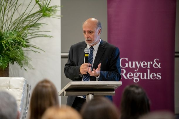 El ministro de Trabajo y Seguridad Social de Uruguay