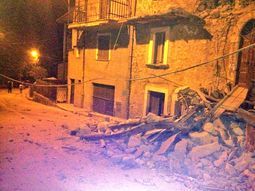 terremoto en italia: la mitad de una ciudad quedo destruida terremoto en italia: la mitad de una ciudad quedo destruida