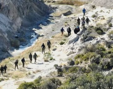 Hallan un cuerpo en Santa Cruz mientras sigue la búsqueda de los jubilados de Chubut