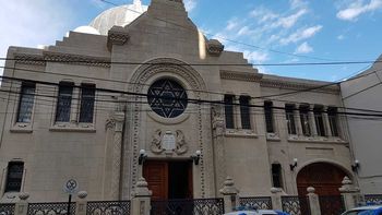 Sinagoga Kehila, ubicada sobre calle Paraguay al 1100, Rosario Sinagoga Kehila, ubicada sobre calle Paraguay al 1100, Rosario