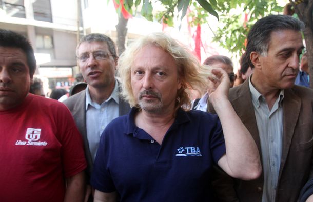 El Pollo Sobrero, sobre el vandalismo: Esos trenes no tienen nada que hacer en Retiro