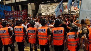 despues del reto de cristina kirchner, barrios de pie volvio a cortar las calles despues del reto de cristina kirchner, barrios de pie volvio a cortar las calles