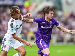 Nico Paz le ganó el duelo a Franco Mastantuono en el triunfo del Como ante Fiorentina Nico Paz le ganó el duelo a Franco Mastantuono en el triunfo del Como ante Fiorentina