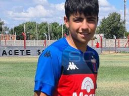 A imagen y semejanza: Benja Agüero, hijo del Kun y nieto de Diego, debutó en Tigre