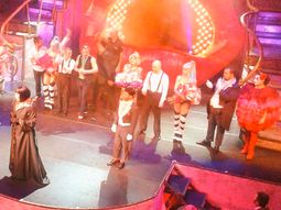 el estreno hot de the hole, la nueva obra de moria casan el estreno hot de the hole, la nueva obra de moria casan