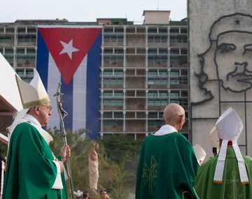 Cristina sobre la misa de Francisco: Era como si el Che mirara al Papa