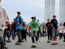 Miles de skaters se reunieron en Plaza de Mayo