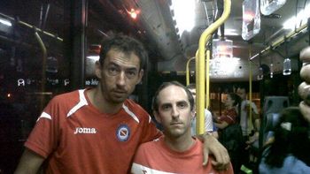 insolito: futbolista le hizo un gol a central y se fue en colectivo insolito: futbolista le hizo un gol a central y se fue en colectivo
