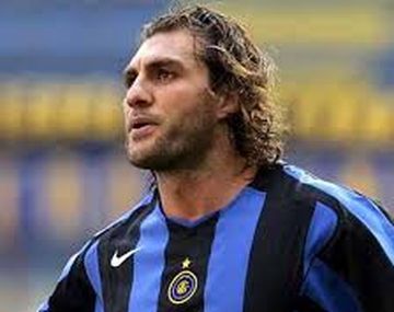 Multicampeón y leyenda del fútbol, Vieri tuvo que reinventarse tras perder gran parte de su dinero en el póker.&nbsp;