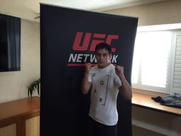 jugaba al futbol, cambio su vida y hoy es el unico chileno en la ufc jugaba al futbol, cambio su vida y hoy es el unico chileno en la ufc