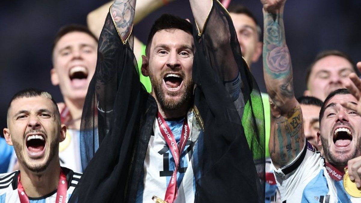 Argentina Campe N Del Mundo As Lionel Messi Levant La Copa El   Messi Copa Del Mundo Qatar 2022 