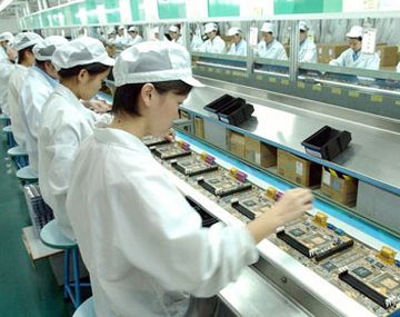 Polémica en Japón: planean superar las 40 horas laborables sin cobro de horas extras