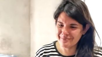 la alegria de una mama con un hijo autista inundada en san martin a la que le donaron un lavarropas la alegria de una mama con un hijo autista inundada en san martin a la que le donaron un lavarropas