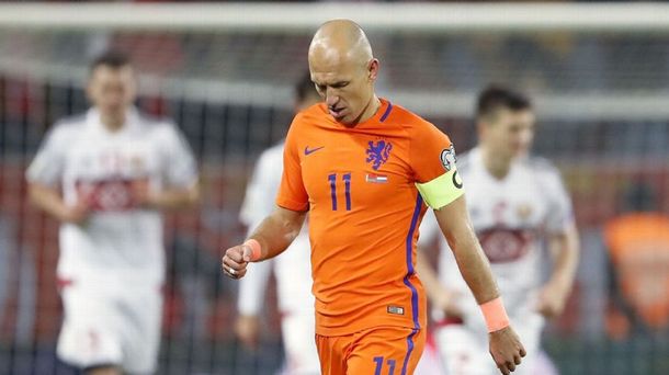 Ni Robben cree que Holanda pueda clasificar al Mundial