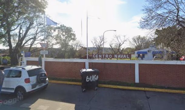 Bala perdida cayó en el Centro Naval de Núñez.