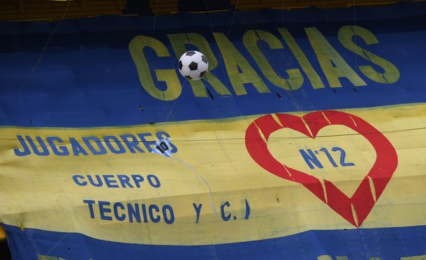 AD10S: el homenaje de La Bombonera a Maradona en el Boca - Newells