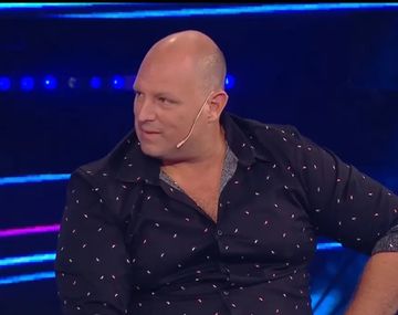 El blooper de Ariel de Gran Hermano haciendo un asado